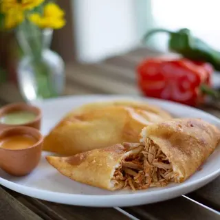 Carne Mechada Arepa